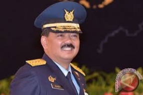 Indonesische Streitkräfte TNI entsenden ein Krankenhausschiff nach Lombok