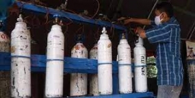 Indonesien erhält die Hilfe in Form der Sauerstoffkonzentratoren  von einer Hongkonger Geberagentur