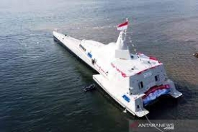 Die indonesische Marine hat  ein neues  Raketenschnellschiff
