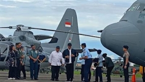 Präsident Joko Widodo war Zeuge der Übergabe des Hercules-Flugzeugs an die indonesische Luftwaffe