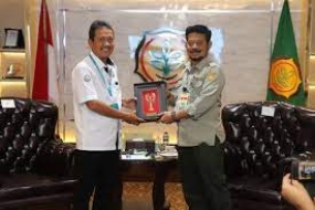 Indonesisches Fischereiministerium   und Landwirtschaftsministerium führen  das Programm „Integrierte Landwirtschaft“  durch