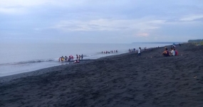 Der Pondok-Kerakat-Strand in Westnusatenggara