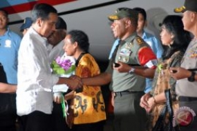 Präsident Joko Widodo besuchte die Brücke Holtekamp in Jayapura