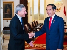 Präsident Joko Widodo empfing Ehrenbesuch des singapurischen Außenministers
