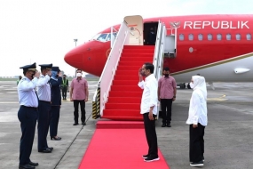 Präsident Jokowi besichtigt Straßenprojekte auf der Insel Nias