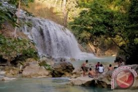 Der Matayangu Wasserfall.