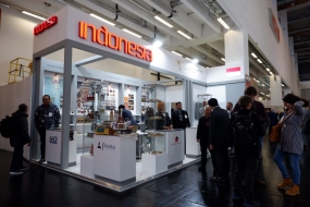 5 indonesische klein-und mittelstӓndische Unternehmen(UKM) nehmen an der Biofachmesse in Nürnberg teil