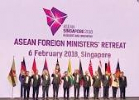 Aussenministerin wohnte dem ASEAN-Retreattreffen in Singapur bei.