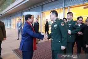 Indonesischer Verteidigungsminister  besucht China