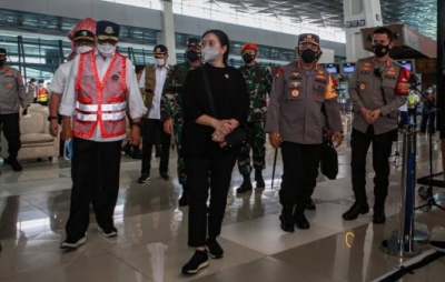 Der nationale Polizeichef fordert Verschärfung der Gesundheitsprotokolle am Flughafen Soekarno Hatta.