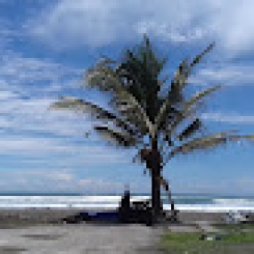 Der Indah Widarapayung Strand .