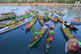 Der  schwimmende Markt  des Volksstammes Bajo