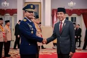 Präsident weist   die indonesischen Luftstreitkräfte TNI AU  an, stärker  zu sein, um  Indonesiens Souveränität zu schützen