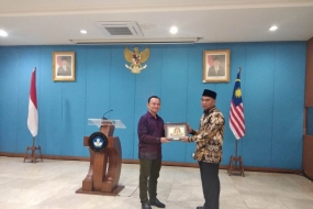 Indonesien und Malaysia erkunden den  Lehreraustausch