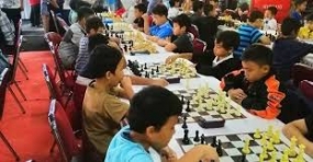 Indonesien gewann  bei  der Schnellschach-Meisterschaft in Bangkok,Thailand , 3 Goldmedaillen