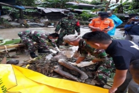 Indonesischer Präsident  betont  die Evakuierung  der Opfer der Sturzflut in Sentani