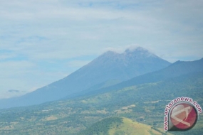 UNESCO legt den Rinjani-Vulkan und Ciletuh Pelabuhanratu als Weltgeopark fest.