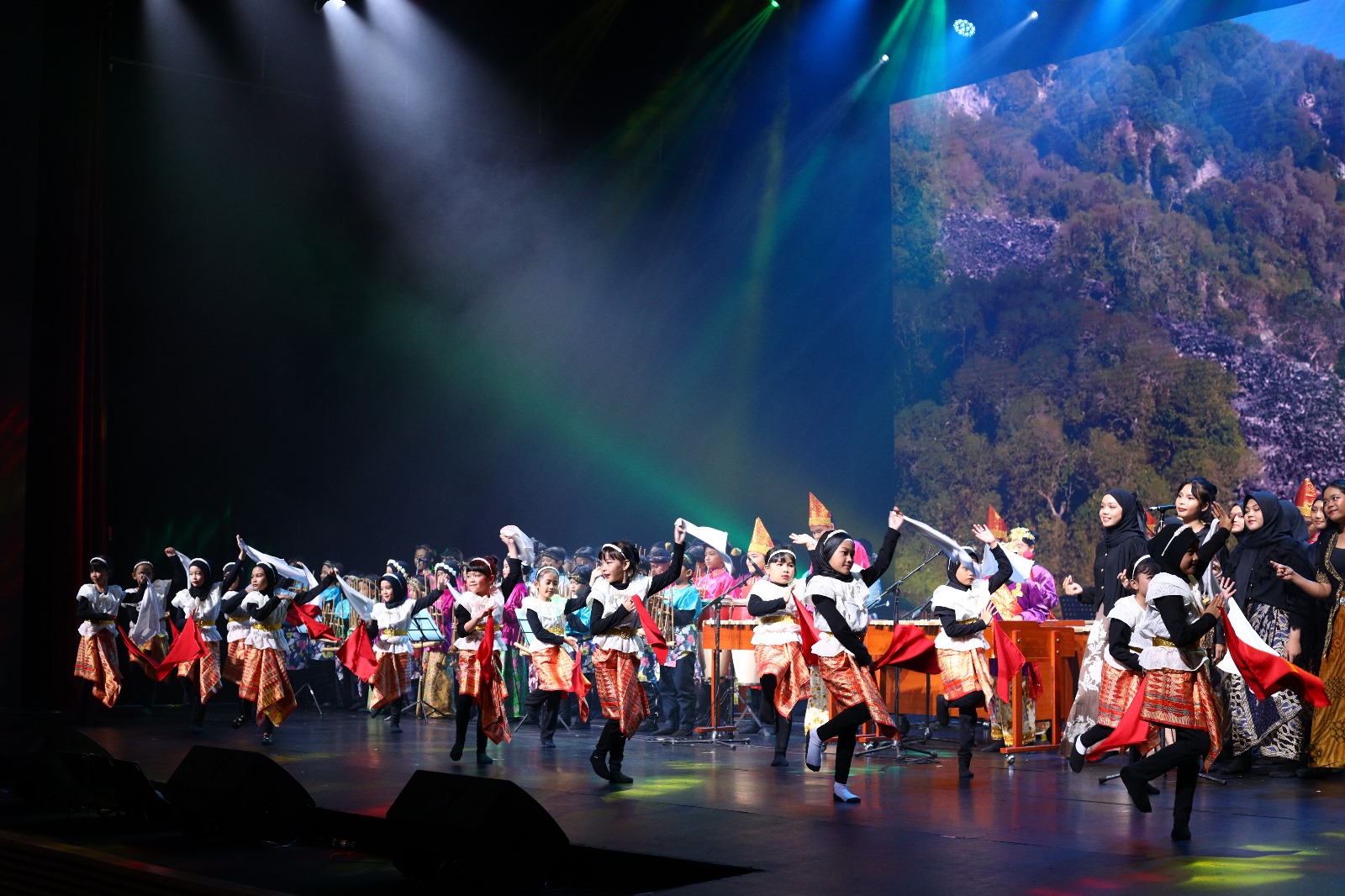 Pertunjukan Indonesia Cultural Night 2023 di Bangkok, Thailand, Minggu (17/9/2023). (Foto: KBRI Bangkok)