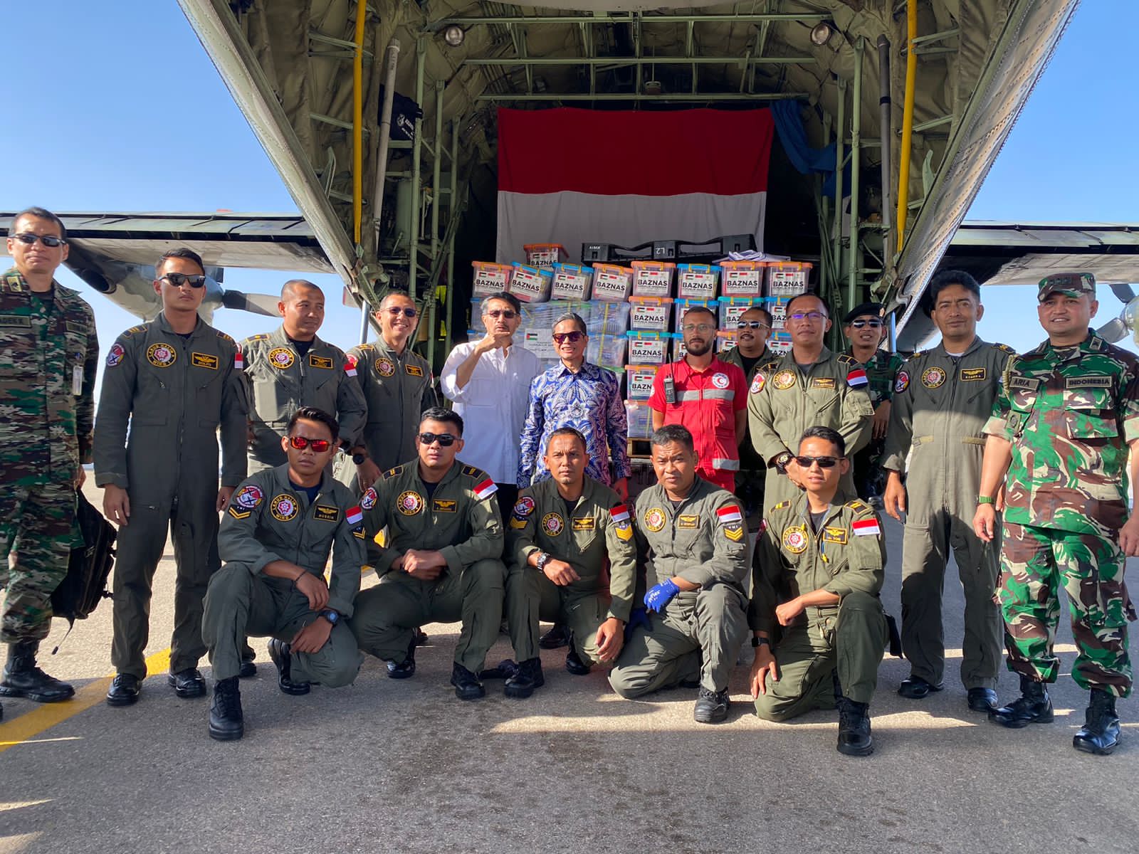 bantuan kemanusiaan yang dikirimkan oleh Indonesia untuk masyarakat Gaza, Palestina sudah tiba di Bandara El Arish, Mesir (Foto: KBRI Kairo-Kemlu RI)