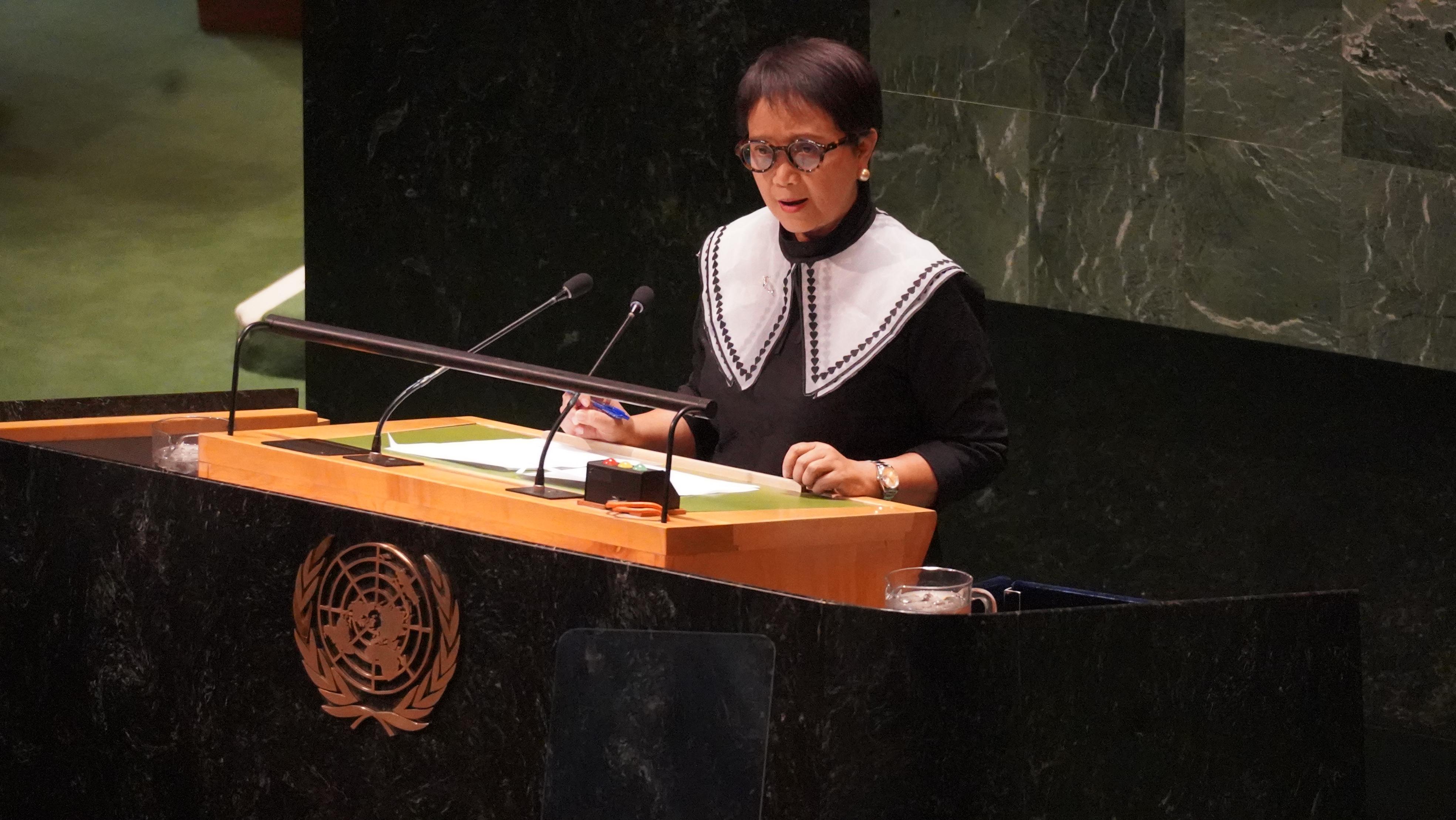 Menteri Luar Negeri RI Retno Marsudi dalam Sidang Majelis Umum Perserikatan Bangsa Bangsa (PBB) pada Selasa (28/11/2023) di New York, Amerika Serikat (Foto: Kemlu RI)