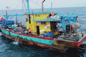 Kapal ikan berbendera Malaysia yang ditangkap petugas KKP RI. (Dokumentasi Kementerian Kelautan dan Perikanan)