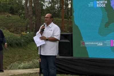 Direktur Utama Badan Pelaksana Otorita Danau Toba (BPODT) Arie Prasetyo, memberikan sambutan pada peluncuran &quot;nomadic tourism&quot; The Kaldera-Toba Nomadic Escape, di Sibisa, Kecamatan Ajibata, Kabupaten Toba Samosir, Sumatera Utara, Kamis (4/4/2019). (ANTARA/Royke Sinaga)