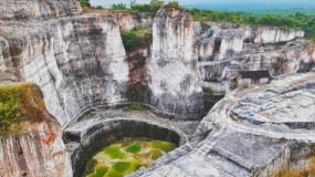 Bukit Kapur Sekapuk, GResik, Jawa Timur