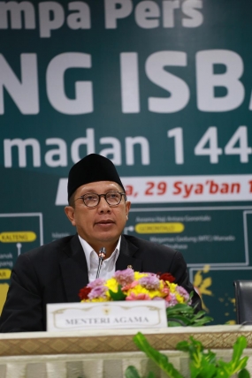 Menteri Agama RI Lukman Hakim Saifudin pada Jumpa Pers Sidang Isbat 1 Ramadhan 1440 Hijriah di Kemenag, Minggu, 5 Mei 2019