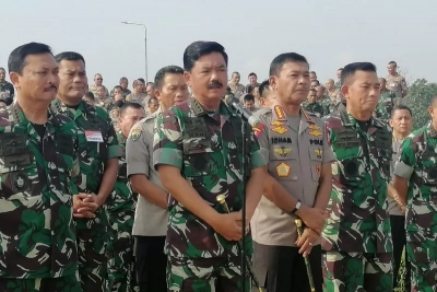 Panglima TNI Marsekal TNI Hadi Tjahjanto saat memberikan keterangan pers di sela-sela Rapim TNI-Polri, di Mabes TNI Cilangkap, Jakarta Timur, Selasa (28/1/2020).