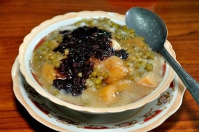 Bubur kampiun, dari Sumatra Barat