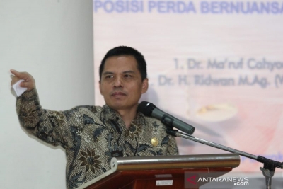 Sekretaris Jenderal MPR RI Ma’ruf Cahyono menyampaikan pidato di hadapan peserta Musyawarah Kerja Nasional (Mukernas) I, dan Seminar Kebangsaan Mahasiswa Pancasila (Mapancas), di Gedung Nusantara V, Kompleks Parlemen, Jakarta, Senin (1/4). 