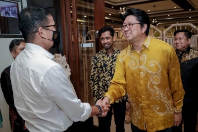 Pertemuan Menparekraf/Kabaparekraf Sandiaga Uno dengan Senator asal Negeri Sarawak, Malaysia, Jaziri Alkaf Abdillah Suffian di Restoran Bebek Tepi Sawah Kuta, Bali, Senin (14/11/2022)