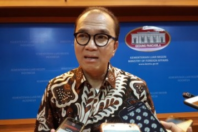 Duta Besar RI untuk Selandia Baru Tantowi Yahya memberikan keterangan mengenai penyelenggaraan Pacific Exposition di kantor Kementerian Luar Negeri RI, Jakarta, Selasa (7/5/2019). (ANTARA News/Yashinta Difa)