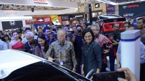  Ketua I Gabungan Industri Kendaraan Bermotor Indonesia (Gaikindo) Jongkie D Sugiarto menyatakan pelaku industri menyambut rancangan Peraturan Presiden terkait Mobil Listrik yang dipaparkan Menteri Keuangan Sri Mulyani Indrawati pada pegelaran Gaikindo International Auto Show 2019 (GIIAS) pada pekan ini.