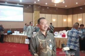 Deputi Bidang Usaha Pertambangan, Industri Strategis, dan Media Kementerian BUMN Fajar Harry Sampurno.