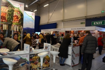 Suasana Paviliun Indonesia di pameran pariwisata di Estonia (kemlu.go.id)