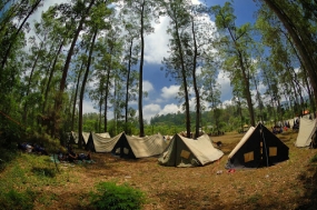 Camping di Dekat Candi Borobudur