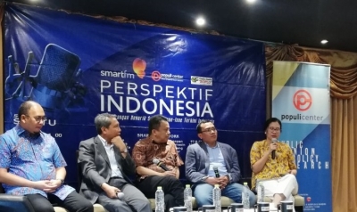 Dari kanan ke kiri: Imelda Sari (Ketua Divisi Komunikasi Publik, DPP Partai Demokrat), Nyarwi Ahmad (pengajar Fisipol UGM), Ichan Loulembah (moderator), Ali Munhanif, MA, PhD (Dekan FISIP UIN Syarif Hidayatullah), dan Andre Rosiade (Politisi Partai Gerindra). (Zuhdiar Laeis)