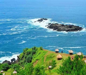 Pantai Menganti Kebumen Jawa Tengah