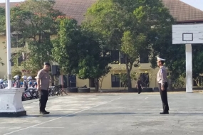 Kapolda Bali Inspektur Jenderal Polisi Petrus Reinhard Golose saat memimpin Gelar Operasi Patuh Agung 2019 di Denpasar (29/8/2019). (ANTARA