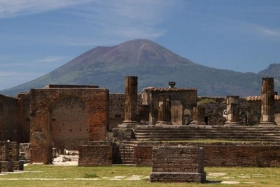 Pompeii salah satu destinasi menarik di Italia