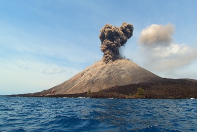 BMKG Masih Tetapkan Zona Waspada Tsunami di Selat Sunda