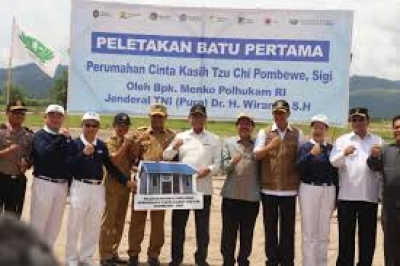 Menteri Koordinator Bidang Politik, Hukum dan Keamanan Wiranto pada acara Peletakan Batu Pertama Pembangunan Huntap Sulawesi Tengah, Senin (1/7/2019)