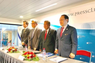 Menteri Koordinator Bidang Perekonomian Darmin Nasution saat memimpin misi gabungan CPOPC di Brussel, Belgia, Selasa (9/4/2019). (Humas Kemenko Perekonomian)