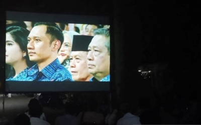 Tamu undangan memadati halaman kediaman Presiden RI keenam, Susilo Bambang Yudhoyono (SBY) di Puri Cikeas, Gunungputri, Kabupaten Bogor, Jawa Barat, Senin (9/9/2019) malam.
