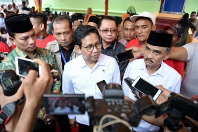 Menteri Desa, Pembangunan Daerah Tertinggal dan Transmigrasi Abdul Halim Iskandar (tengah). (Foto Kementerian DPDTT)