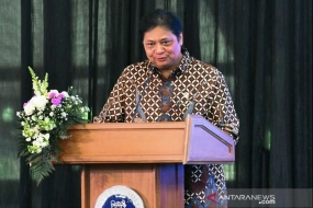 Menteri Perindustrian Airlangga Hartarto menjadi pembicara kunci pada Seminar Nasional dengan tema &quot;Development 4.0: Meeting the Global Challenges&quot; di Institut Teknologi Bandung (ITB), Senin.