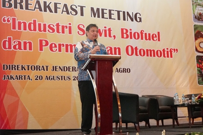 Menteri Perindustrian Airlangga Hartarto menjadi narasumber pada acara Breakfast Meeting &quot;Industri Sawit, Biofuel, dan Permesinan Otomotif&quot; yang diselenggarakan oleh Direktorat Jenderal Industri Agro Kementerian Perindustrian di Jakarta, 20 Agustus 2019.