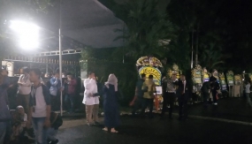 Suasana rumah duka Ani Yudhoyono di Puri Cikeas, Kecamatan Gunung Putri, Kabupaten Bogor, Jawa Barat, Sabtu (1/6/2019). 