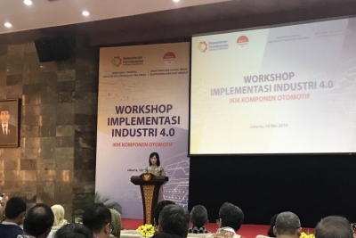 Direktur Jenderal Industri Kecil Menengah dan Aneka Kememterian Perindustrian Gati Wibawaningsih saat meresmikan Workshop Industri 4.0 di Jakarta, Selasa (14/5/2019).